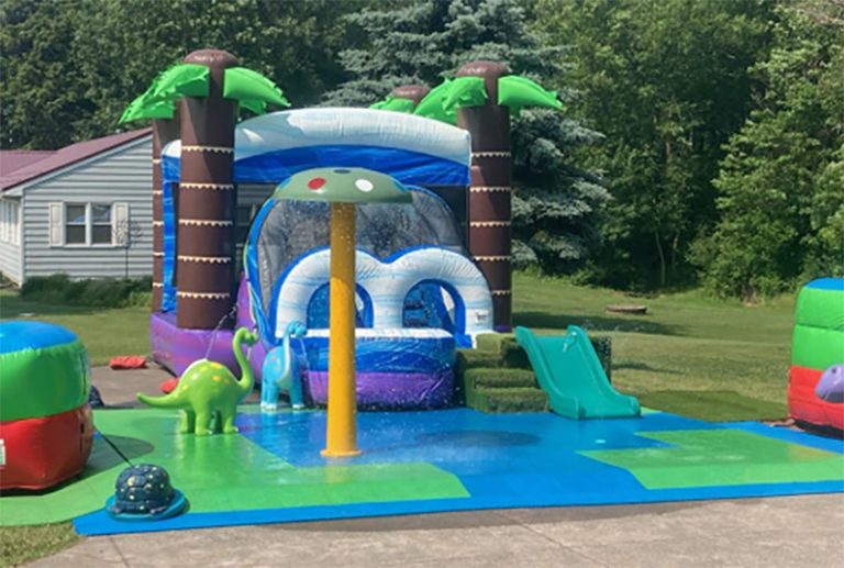 INSTASPLASH The Original Jumping Pillows